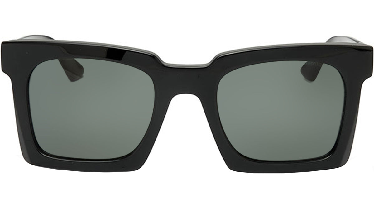 Gili Black