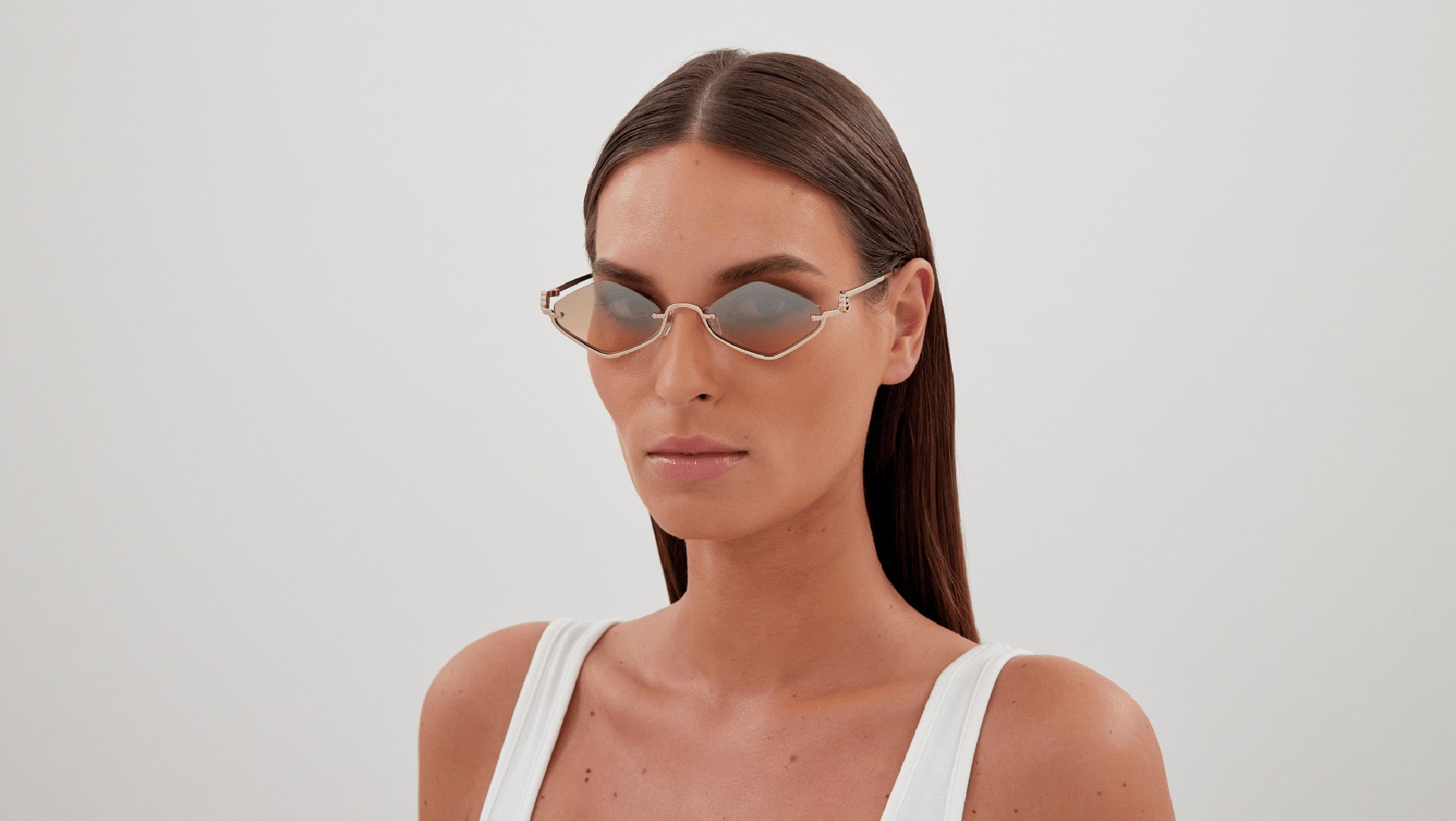 Gucci GG1604S 003 Sunglasses Gold Gold - eye-oo.com