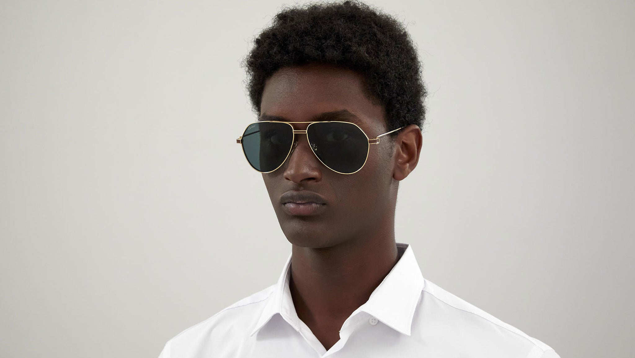 Cartier Première CT0334S Sunglasses 002 Shiny Gold - eye-oo.com display picture 3