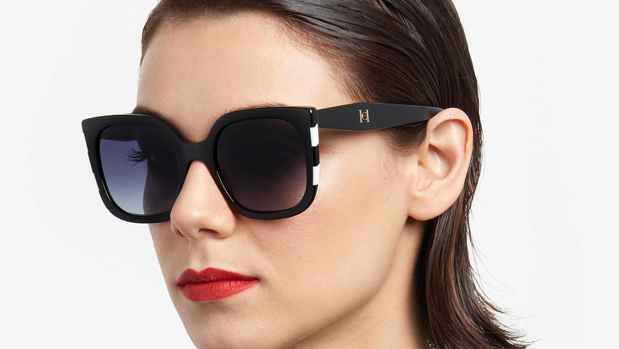 Carolina Herrera HER0258 Square Two Toned Sunglasses 54mm Frames Carolina Herrera HER 0285/G/S Square Sunglasses | Fashion  main image 3