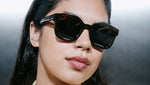 Estela Tortoise Black