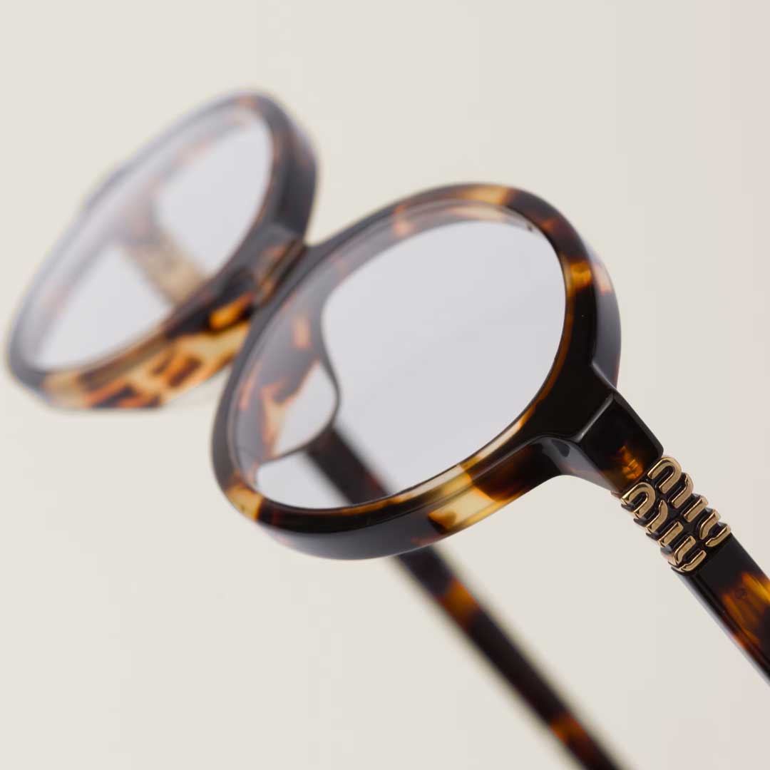 files/Miu-Miu-Oval-Glasses.jpg