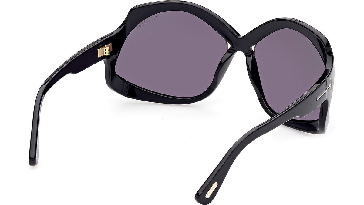 Tom Ford Cheyenne sunglasses model FT0903 01A featuring shiny black frame Tom Ford Cheyenne FT0903 01A - Sunglasses for Woman  main image 2