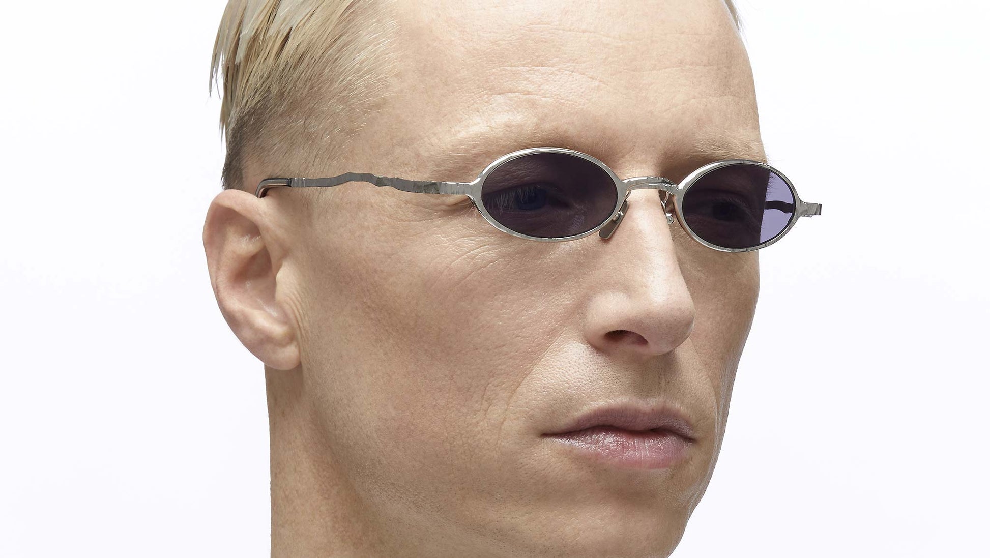 8057509368317_10.jpg